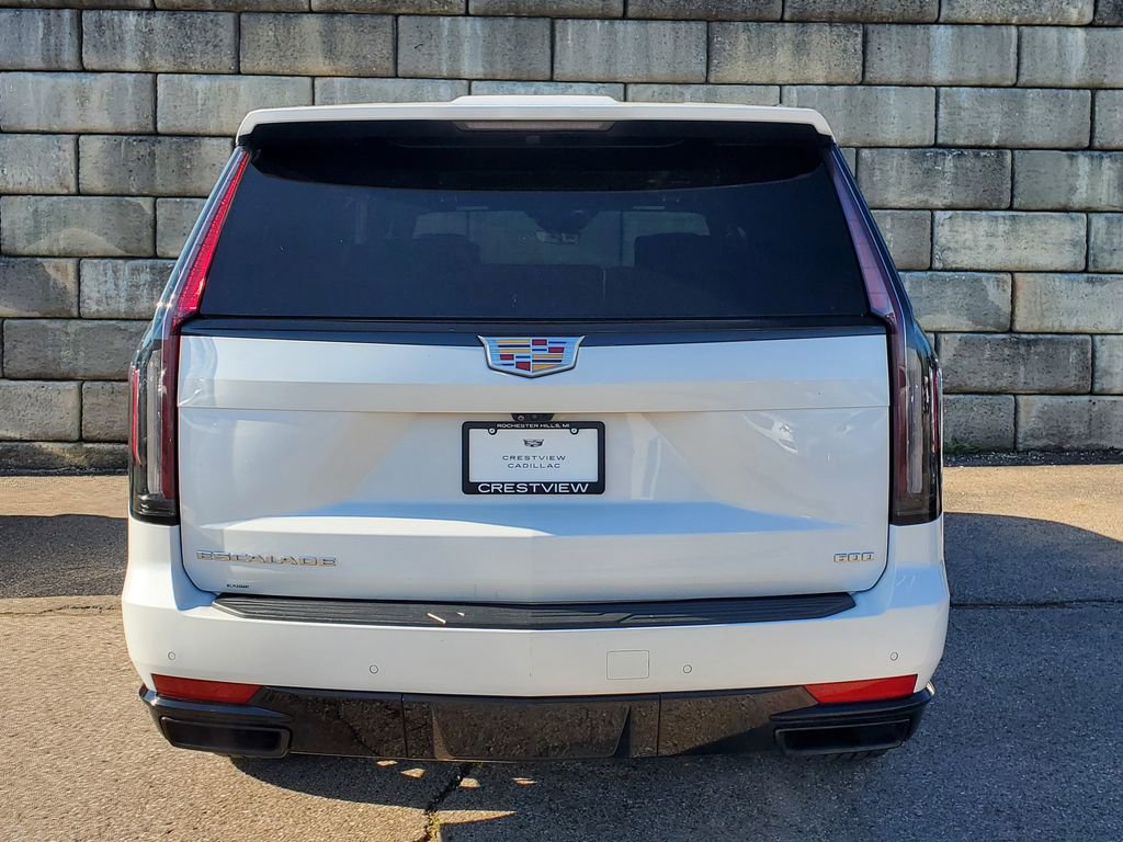 Used 2021 Cadillac Escalade Sport Platinum AWD/4WD image 4