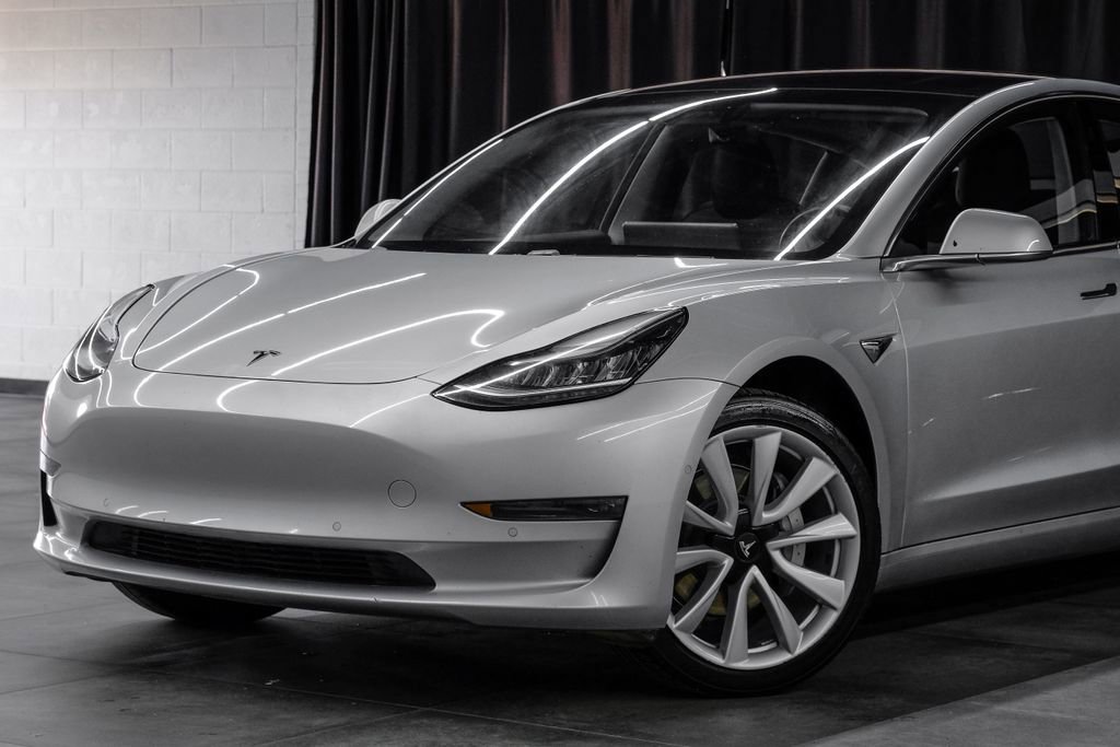 Used 2018 Tesla Model 3 Mid Range image 6