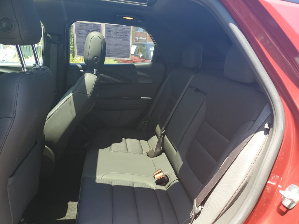 Used 2023 Chevrolet TrailBlazer RS w/ Sun and Liftgate Package FWD image 15