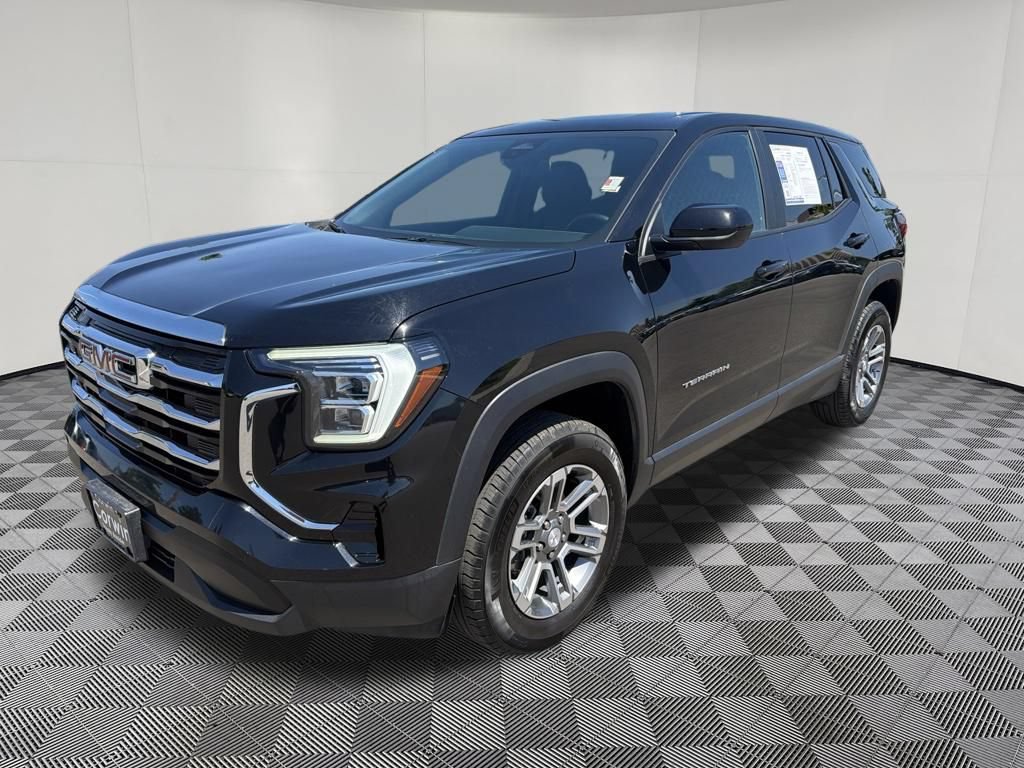Used 2025 GMC Terrain Elevation AWD/4WD image 3