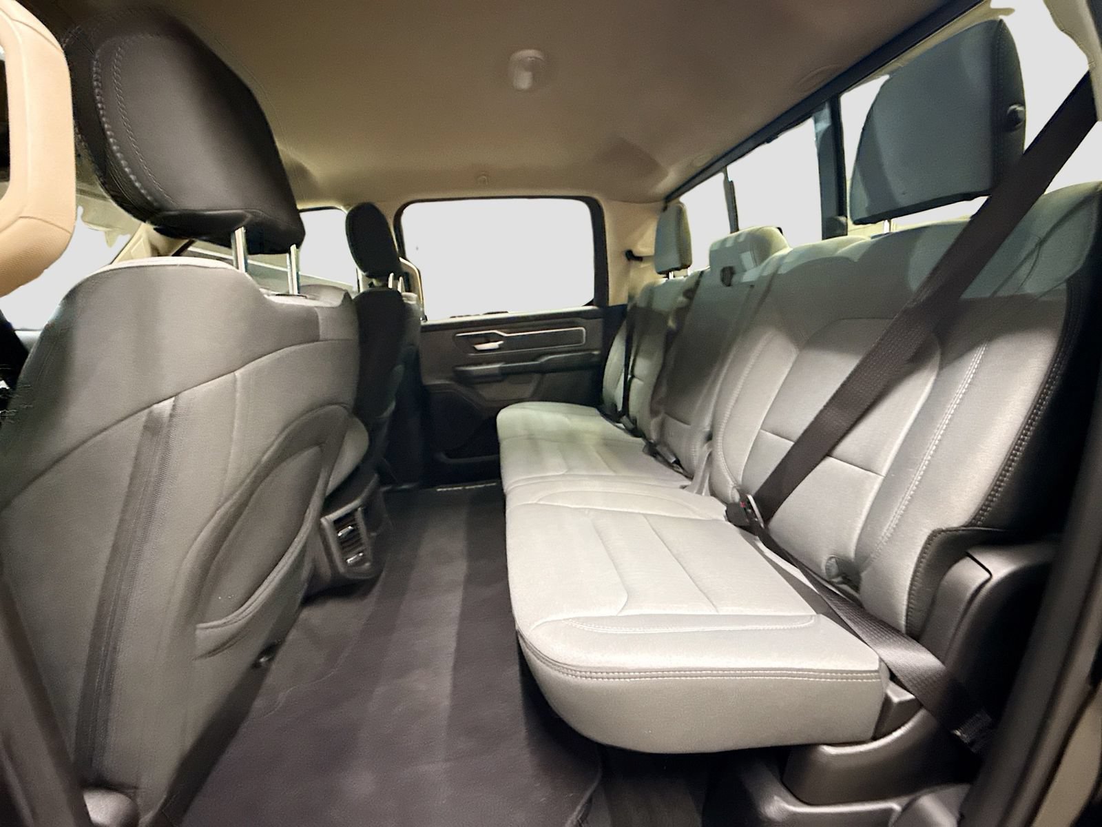Used 2020 RAM 1500 Big Horn AWD/4WD image 26