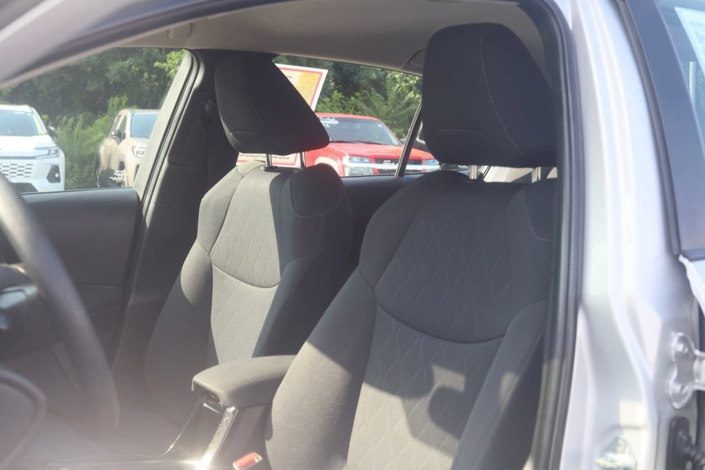 Used 2020 Toyota Corolla LE FWD image 25