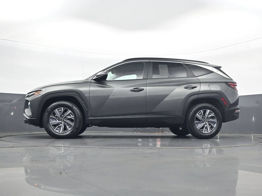 Certified 2022 Hyundai Tucson Blue w/ Cargo Package AWD/4WD image 28