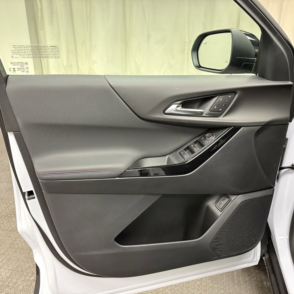 New 2026 Chevrolet Equinox RS w/ Convenience Package III FWD image 26