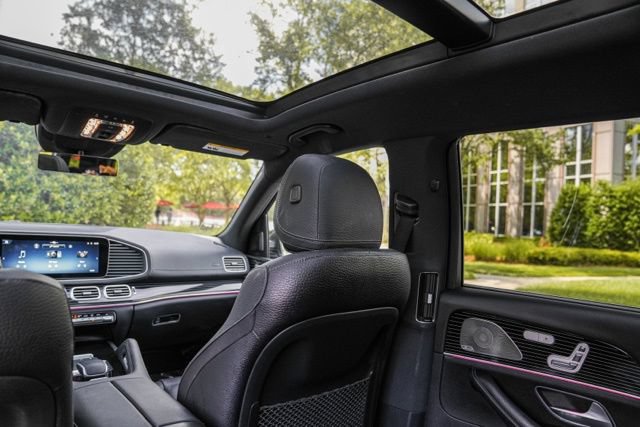 Used 2024 Mercedes-Benz GLS 450 4MATIC w/ Pinnacle Trim Package image 44