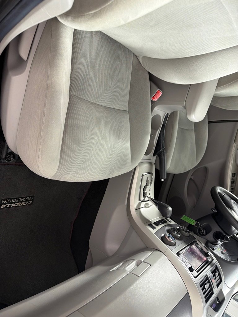 Used 2013 Toyota Corolla LE w/ Protection Pkg FWD image 19