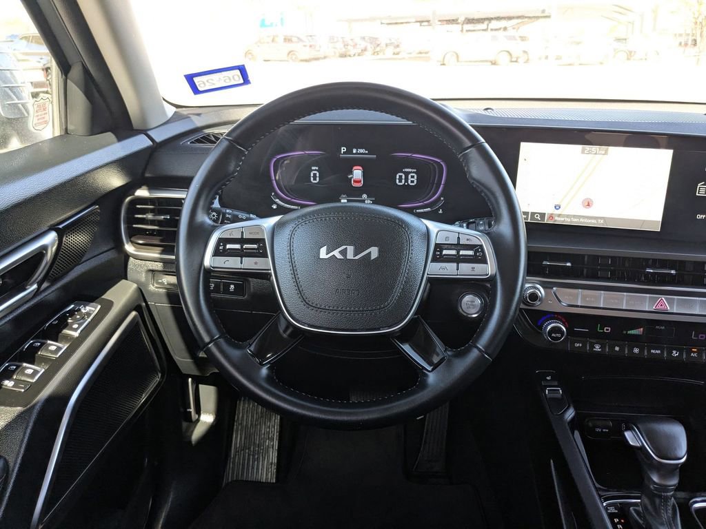 Used 2025 Kia Telluride S image 26