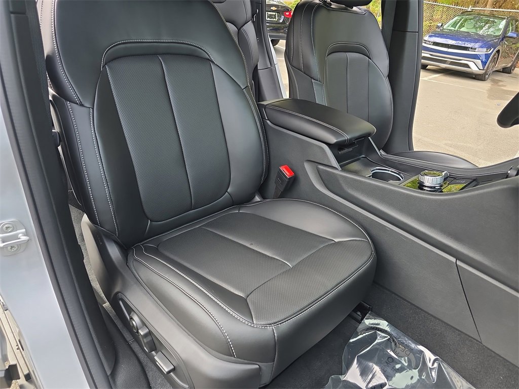 New 2025 Jeep Grand Cherokee Limited w/ Luxury Tech Group II image 10