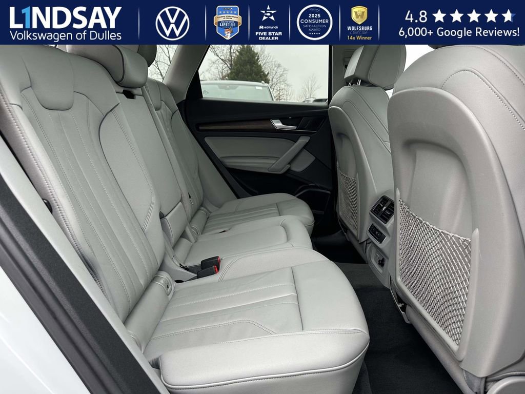 Used 2023 Audi Q5 e Premium Plus w/ Premium Plus Package image 12