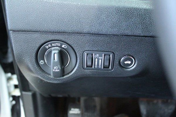 Used 2023 Chrysler 300 Touring L w/ Popular Equipment Group image 15