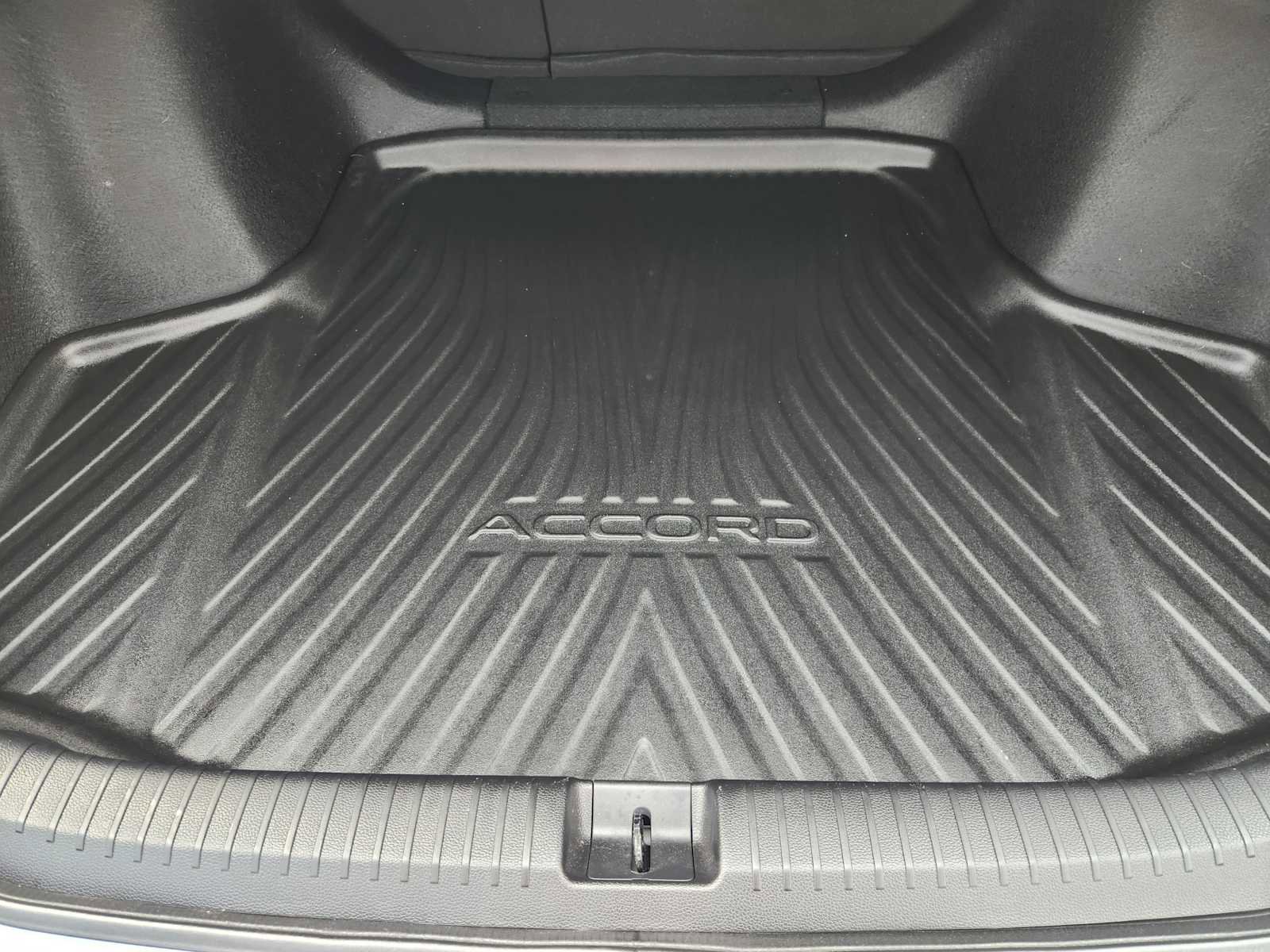 Certified 2023 Honda Accord Touring image 33