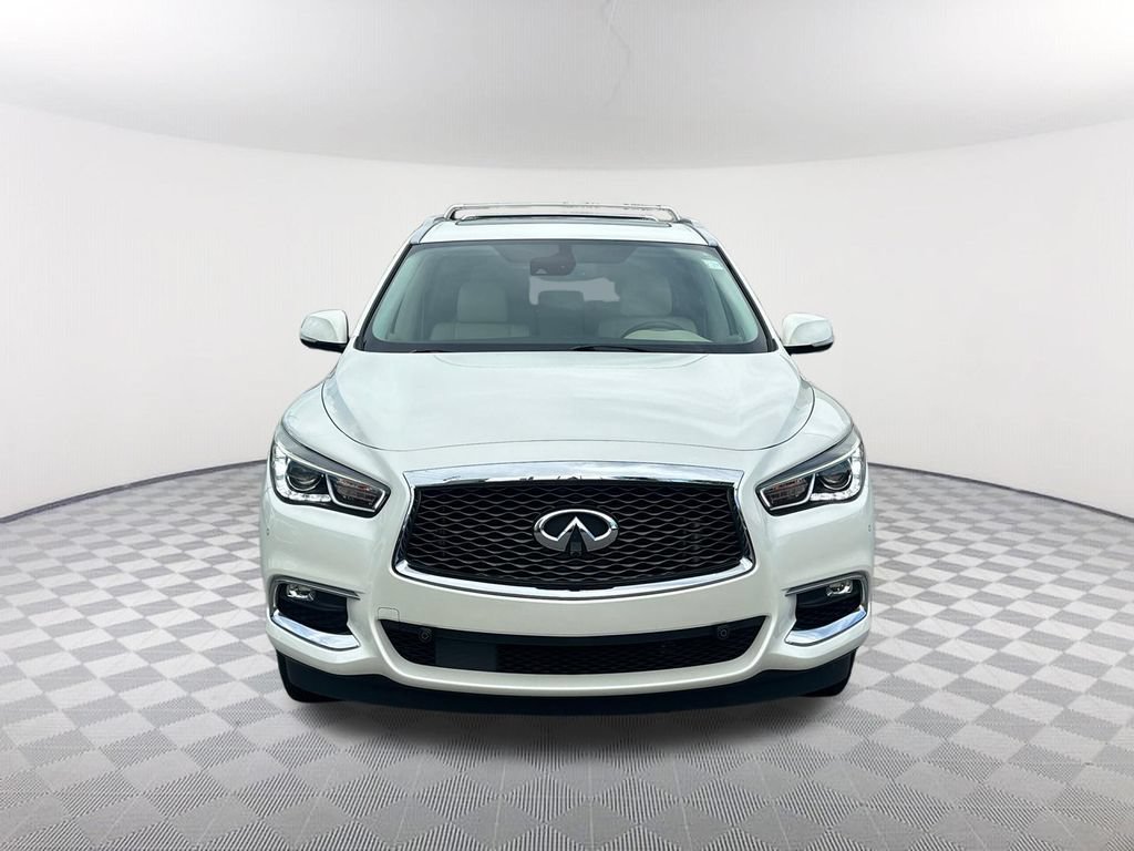 Used 2019 INFINITI QX60 Luxe w/ Sensory Package AWD/4WD image 2