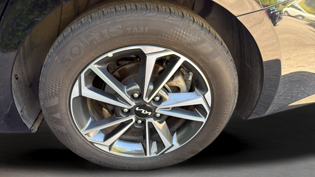 Used 2024 Kia Forte LXS FWD image 35