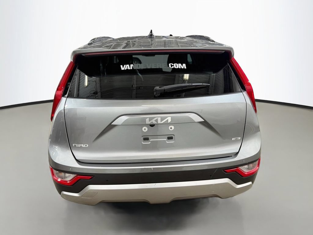 Used 2024 Kia Niro EX FWD image 7