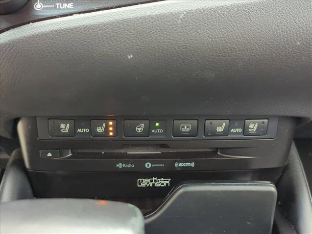 Used 2019 Lexus ES 300h w/ Accessory Package 2 image 22