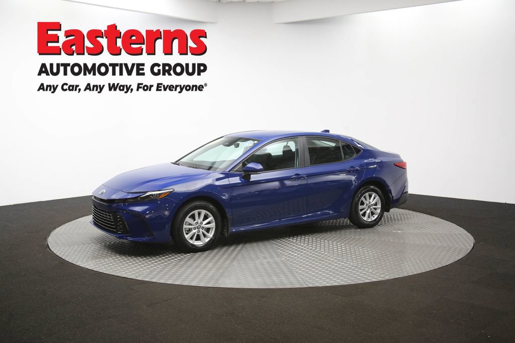 Used 2025 Toyota Camry LE w/ Convenience Package image 55