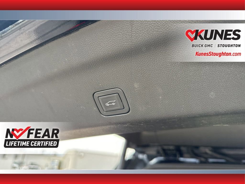 Used 2025 GMC Yukon Denali AWD/4WD image 20