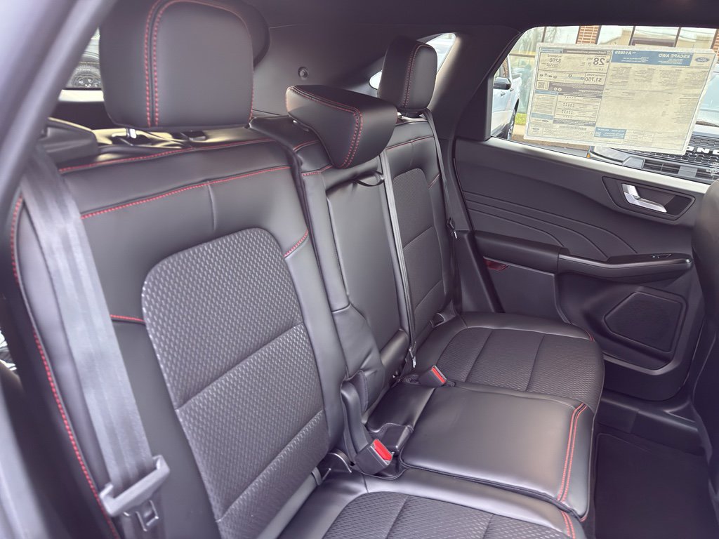 New 2026 Ford Escape ST-Line w/ Tech Pack #1 image 27