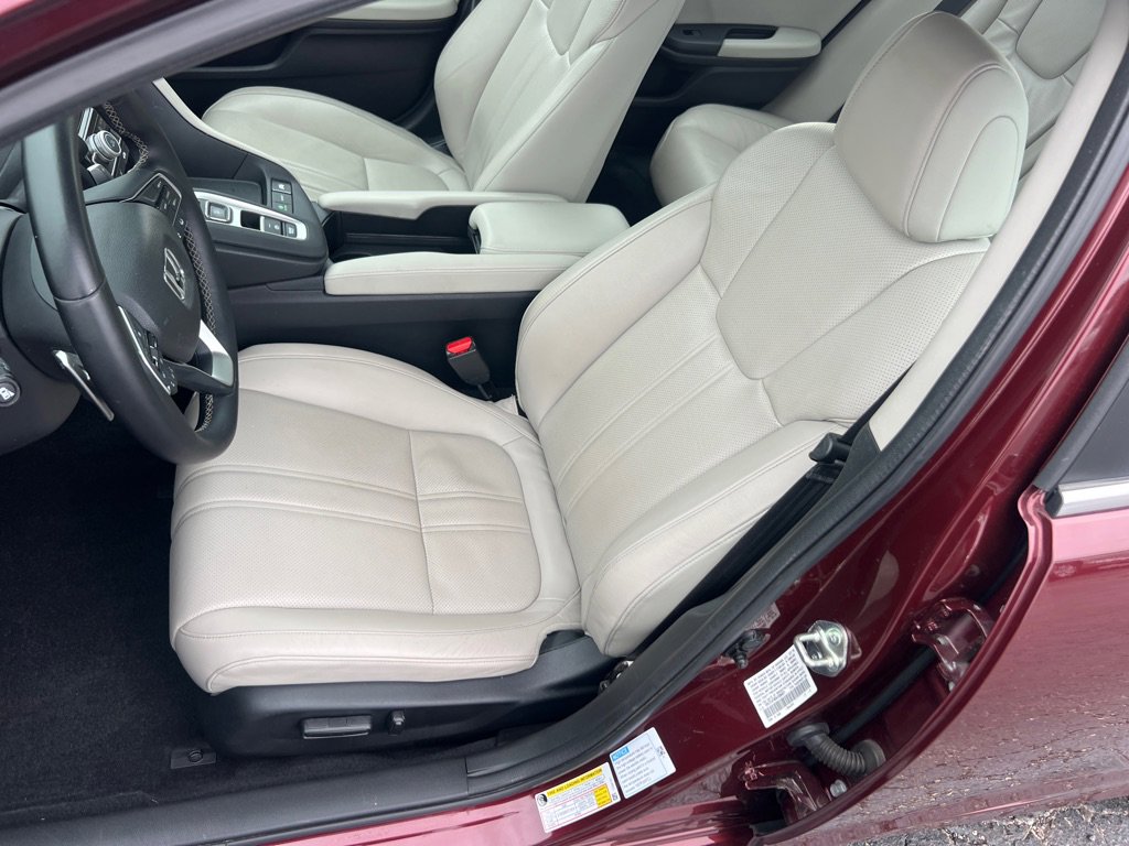 Used 2019 Honda Insight Touring image 12