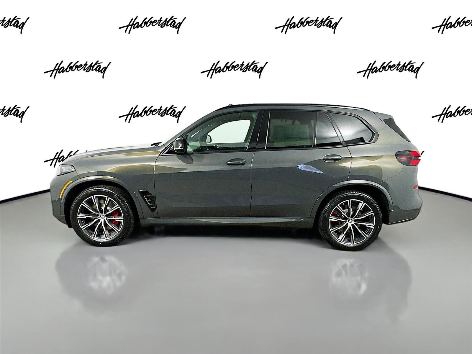 New 2026 BMW X5 M60i w/ Executive Package image 8