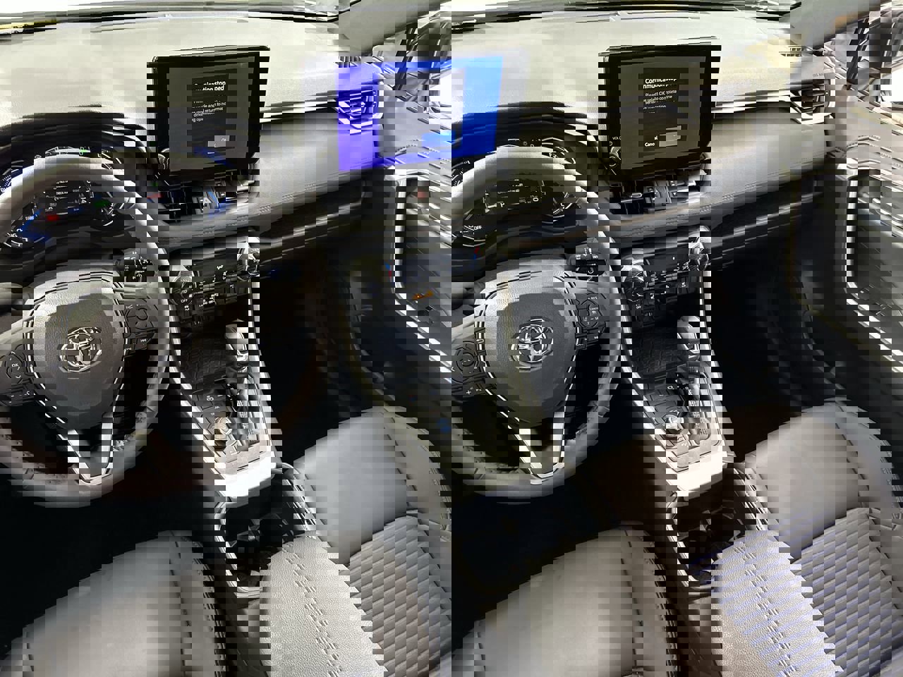 Used 2025 Toyota RAV4 XSE image 23