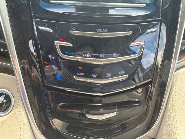 Used 2018 Cadillac Escalade ESV Luxury RWD image 29
