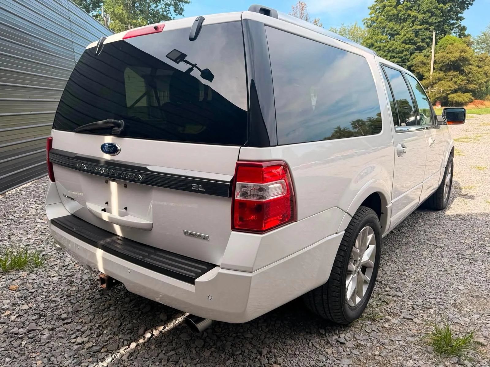 Used 2015 Ford Expedition EL Limited w/ Equipment Group 301A AWD/4WD image 5