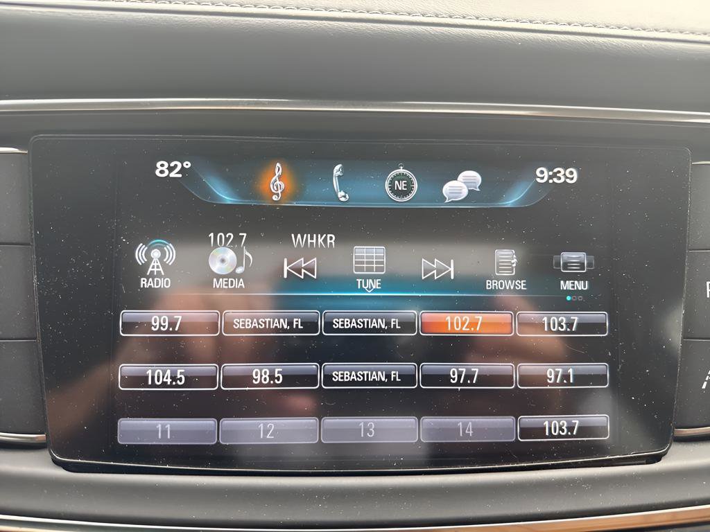 Used 2018 Buick Enclave Premium FWD image 16