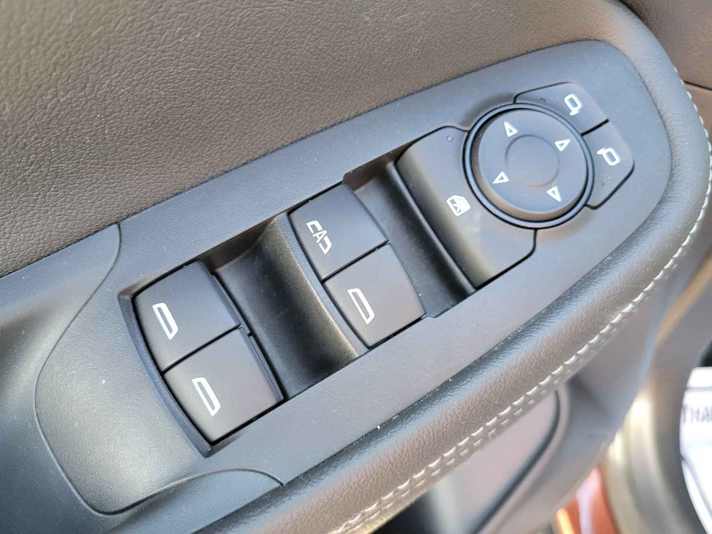 Used 2020 Buick Encore GX Select FWD image 19