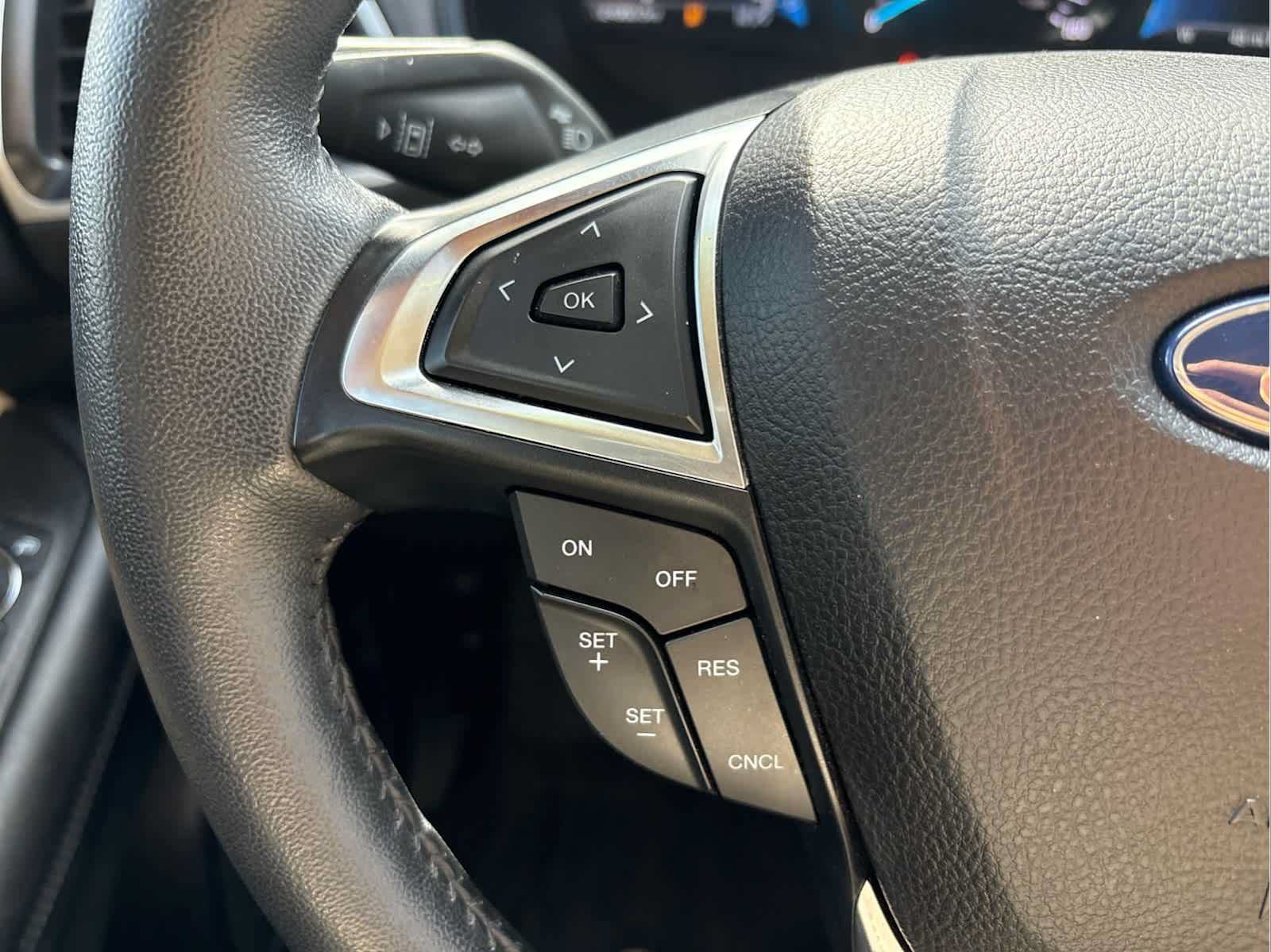 Used 2023 Ford Edge SEL w/ Convenience Package AWD/4WD image 24