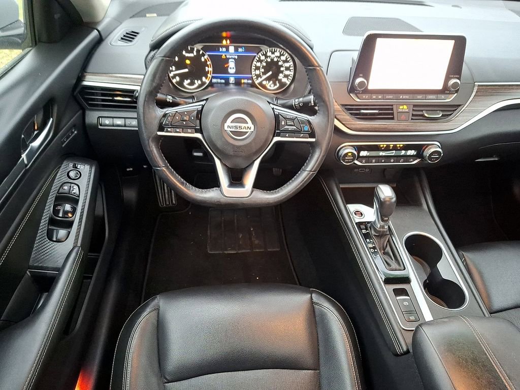 Used 2019 Nissan Altima 2.0 Platinum image 11