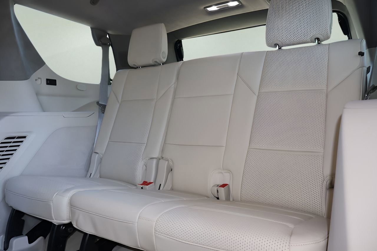 Certified 2023 Cadillac Escalade Premium Luxury Platinum RWD image 12