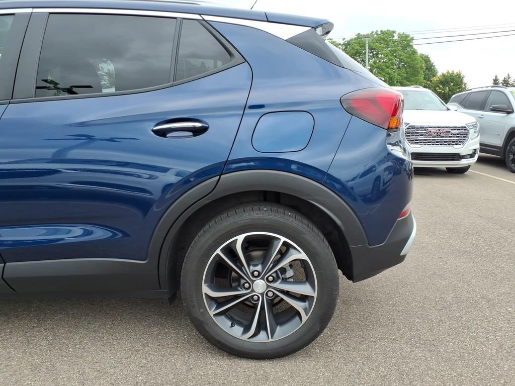 Used 2023 Buick Encore GX Select FWD image 21