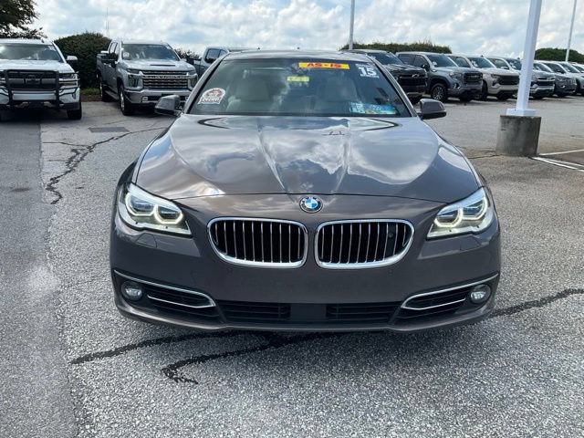 Used 2015 BMW 550i Sedan RWD image 2
