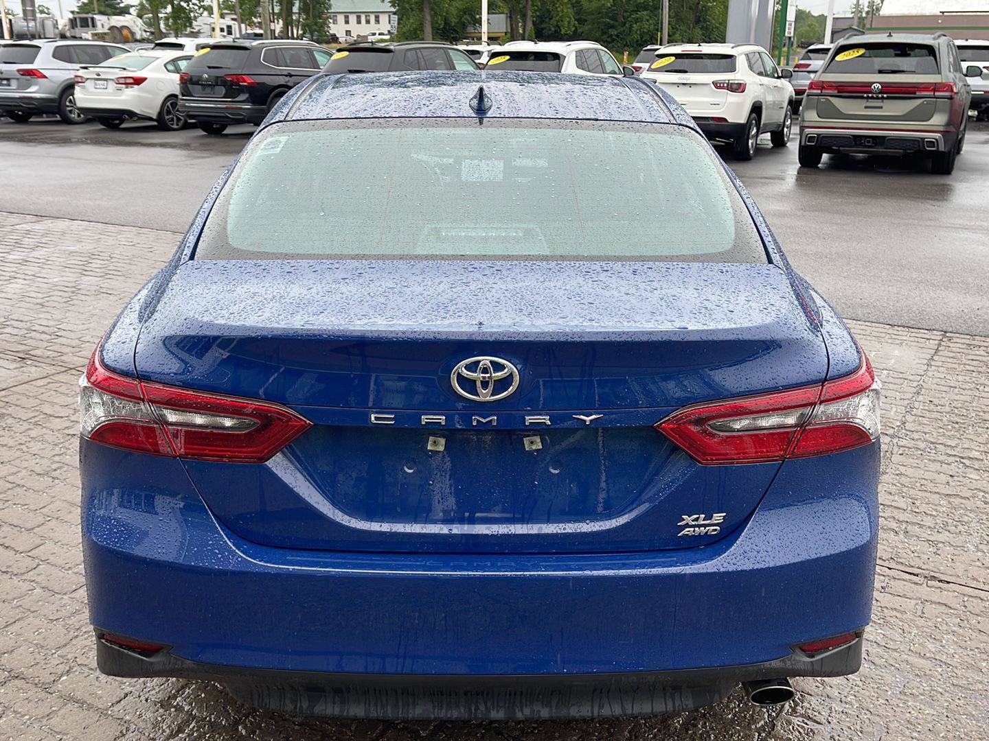 Used 2023 Toyota Camry XLE AWD/4WD image 5