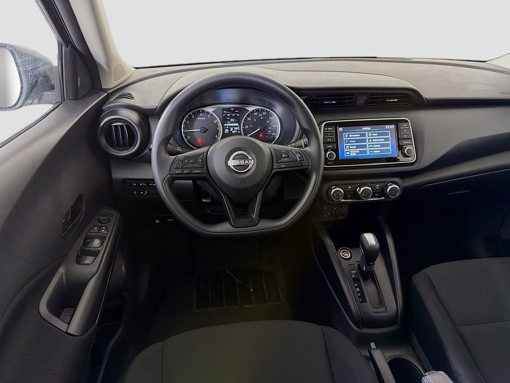 Used 2025 Nissan Kicks Play S FWD image 21