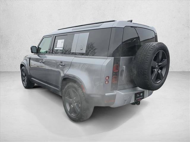 Used 2021 Land Rover Defender 110 SE image 6