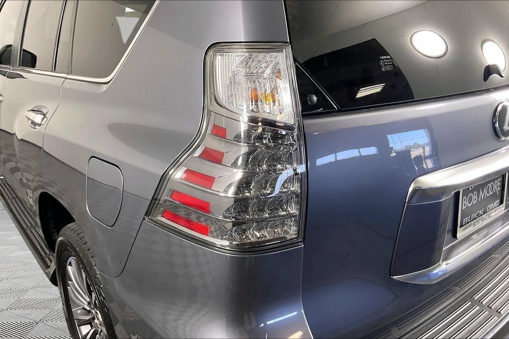 Used 2022 Lexus GX 460 Luxury w/ Off Road Package AWD/4WD image 22