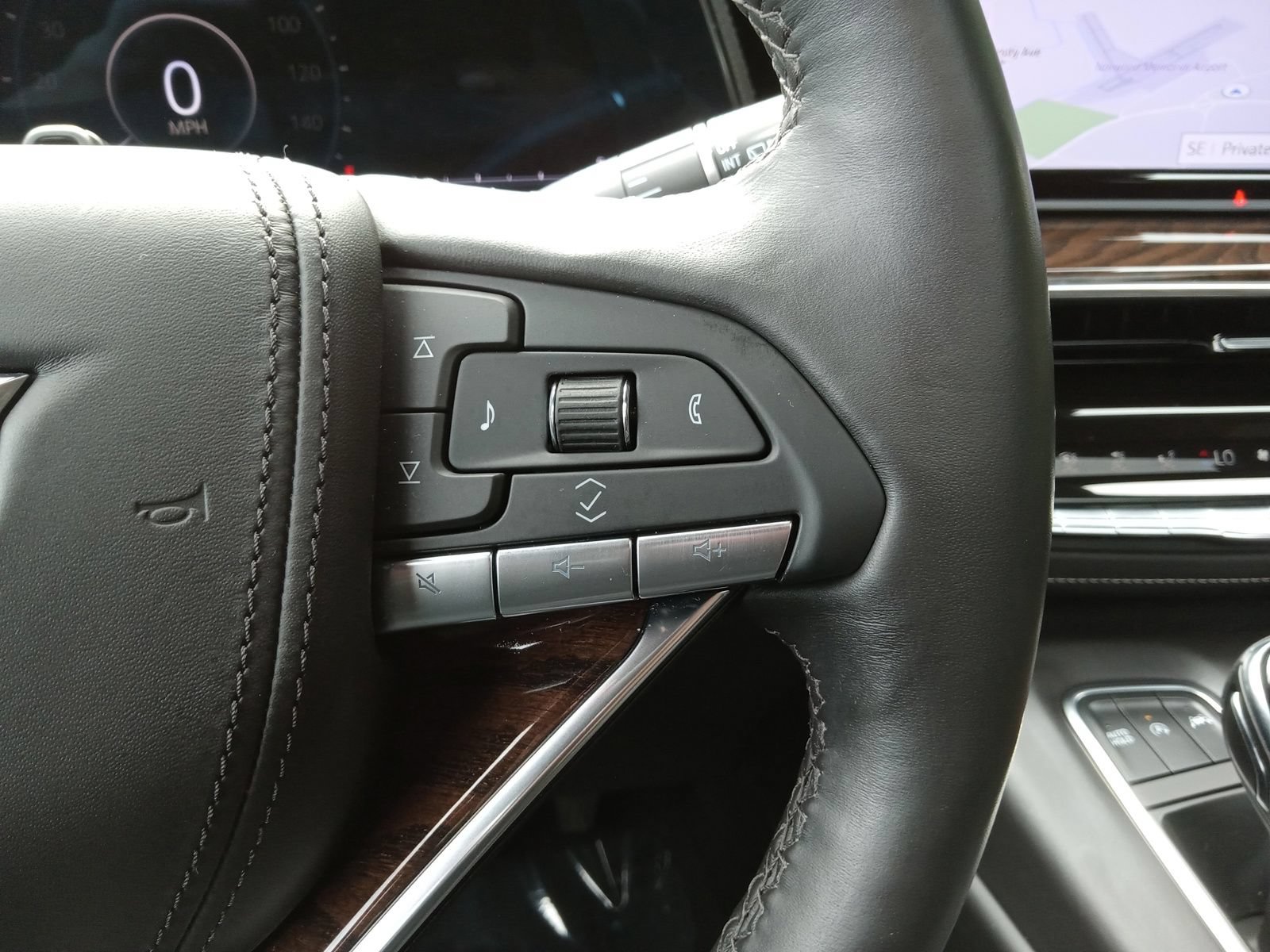 Used 2023 Cadillac Escalade Sport Platinum AWD/4WD image 22