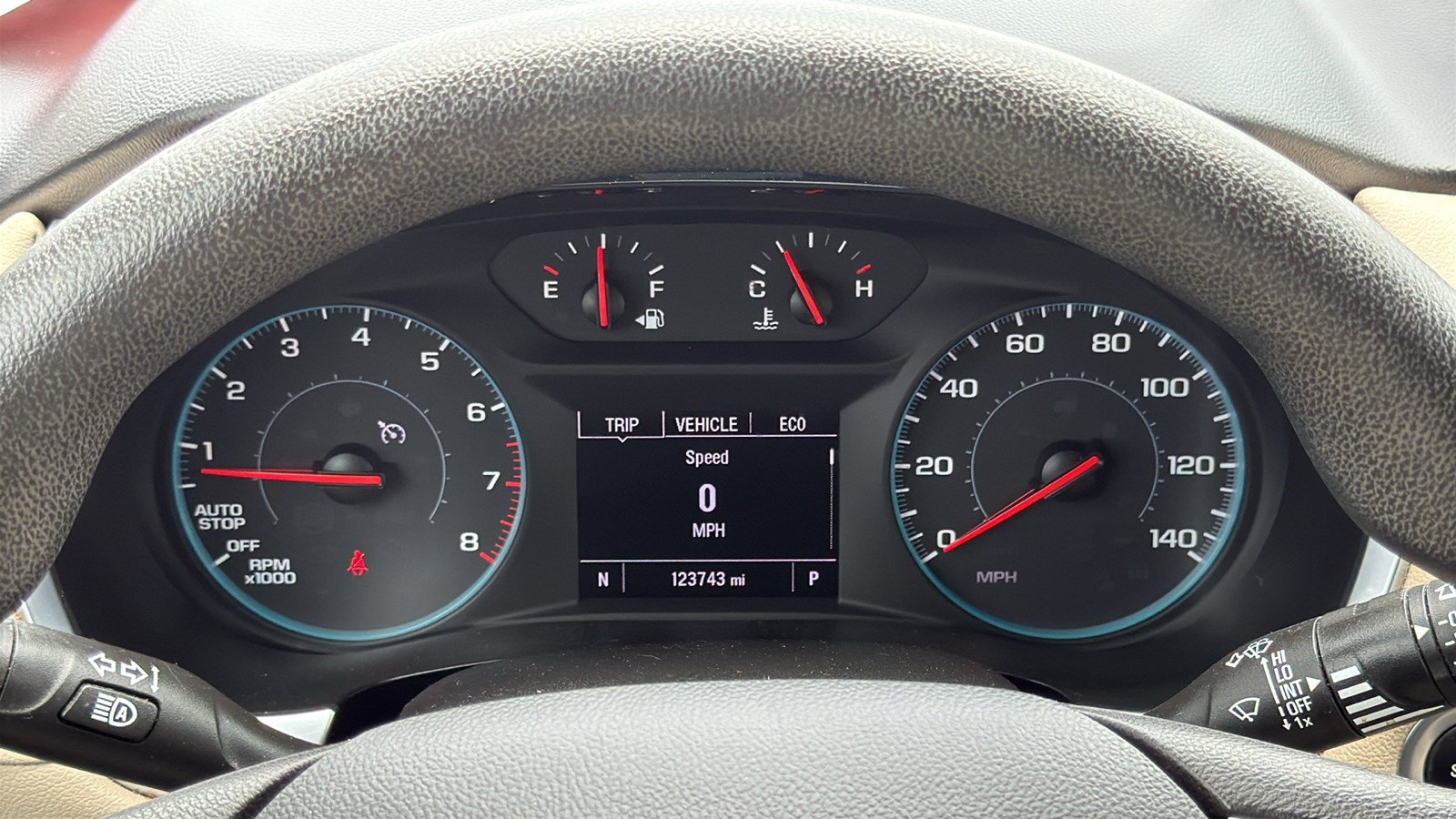 Used 2022 Chevrolet Traverse LS FWD image 19