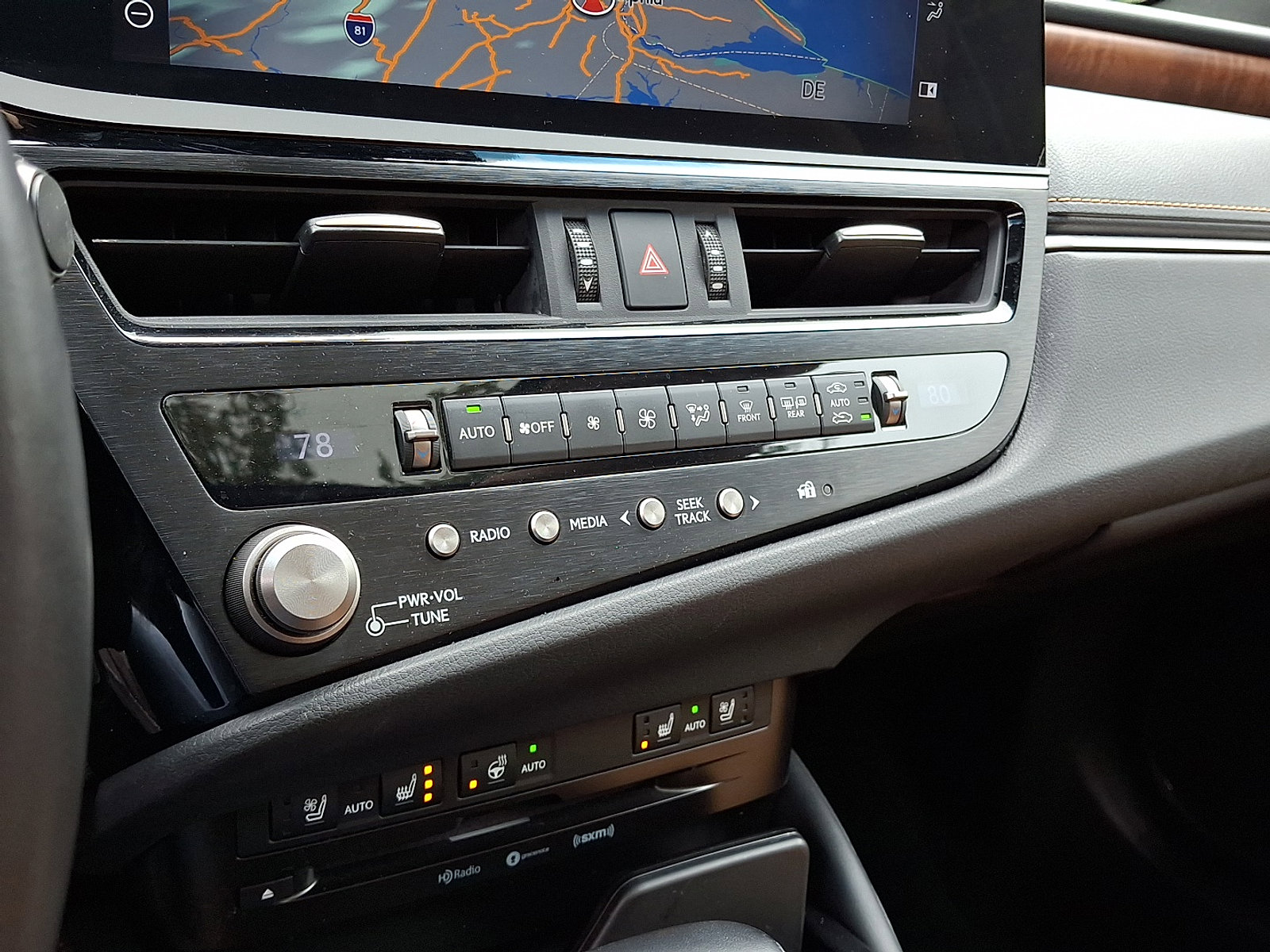 Certified 2022 Lexus ES 350 w/ Premium Package image 17