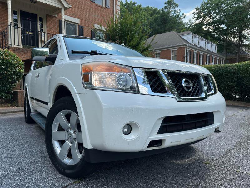 Used 2010 Nissan Armada Titanium w/ DVD Entertainment Pkg RWD image 6