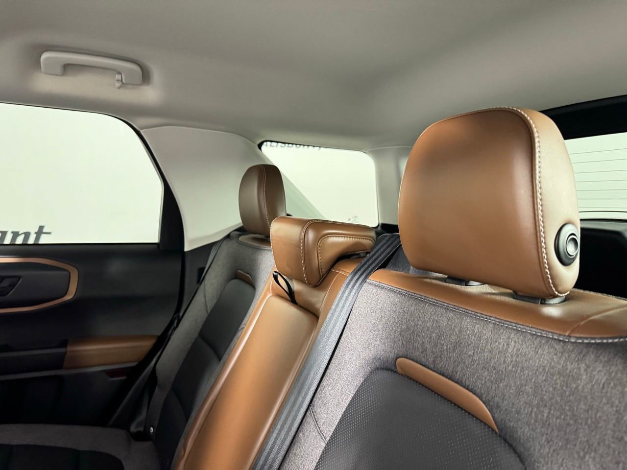 Used 2021 Ford Bronco Sport Outer Banks w/ Outer Banks Package (96D) image 24