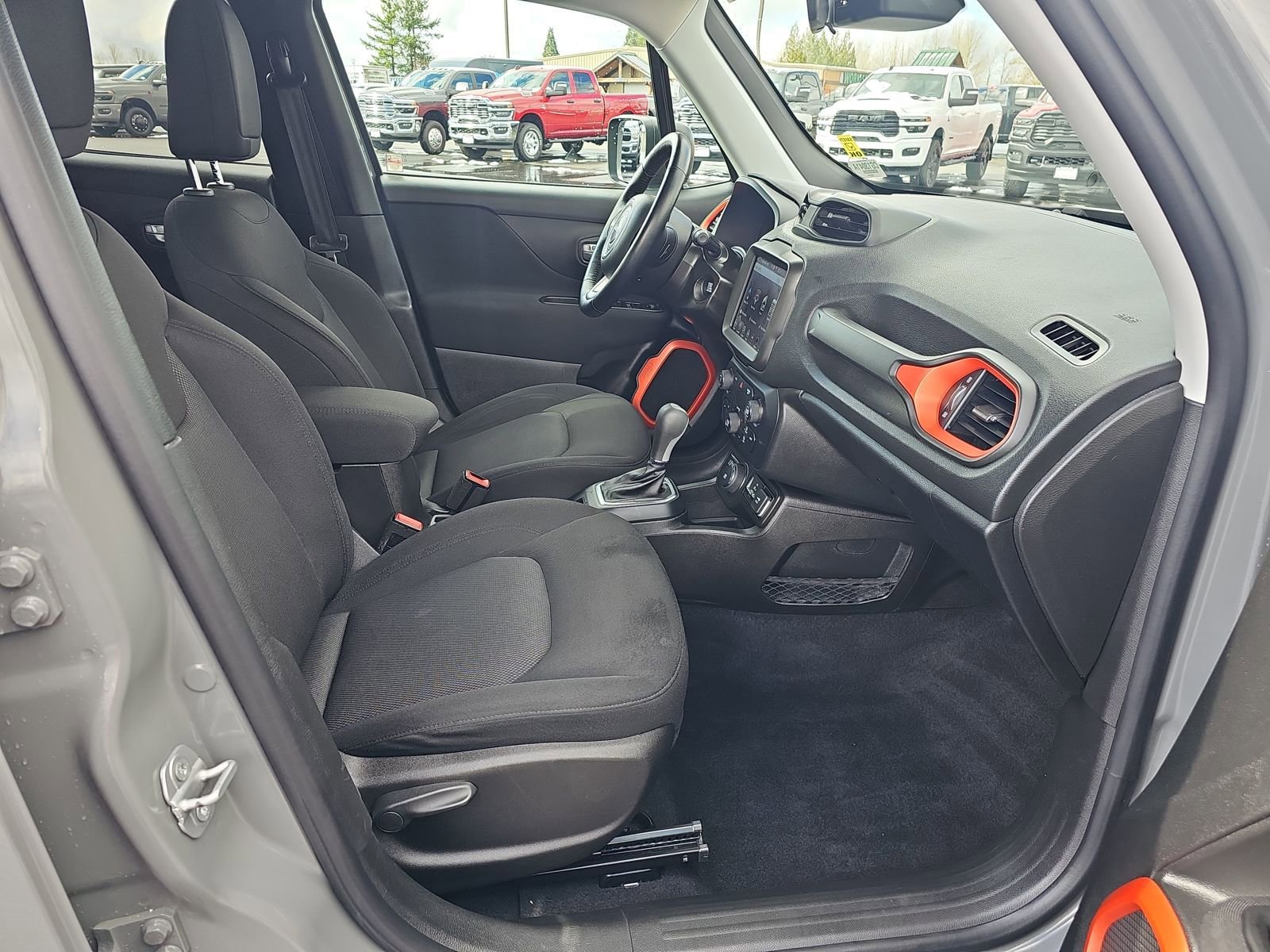 Certified 2020 Jeep Renegade Sport image 28