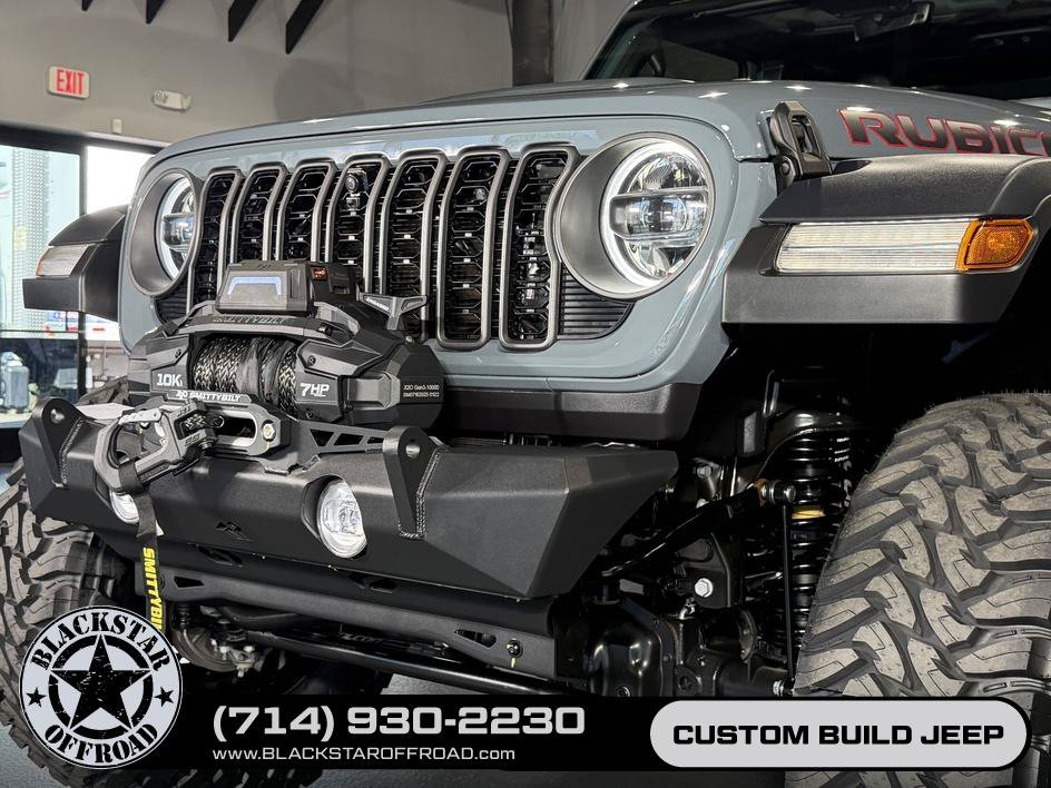 Used 2025 Jeep Wrangler Unlimited Rubicon w/ Safety Group AWD/4WD image 5