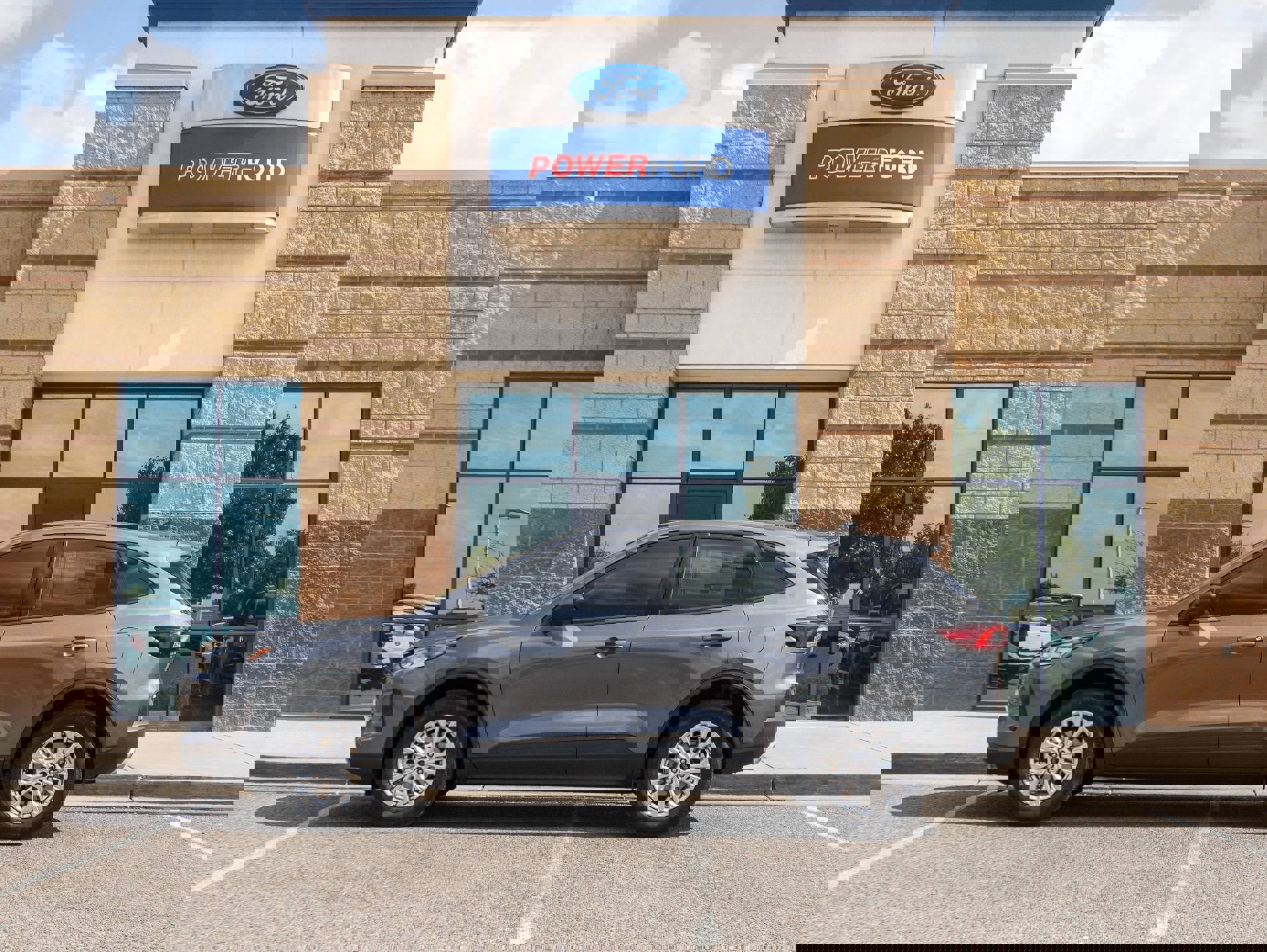 New 2025 Ford Escape ST-Line Elite w/ Tech Pack #2 image 9