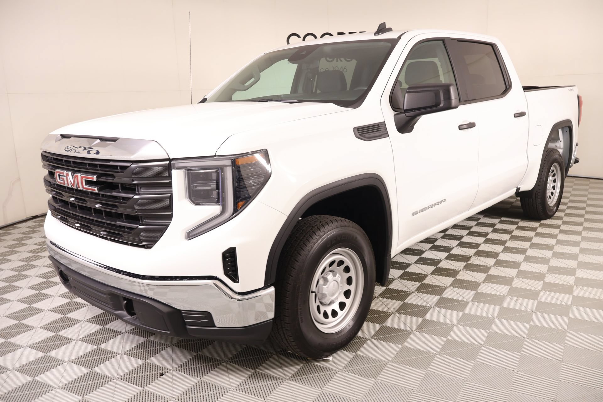 Used 2026 GMC Sierra 1500 Pro w/ Pro Value Package AWD/4WD image 9