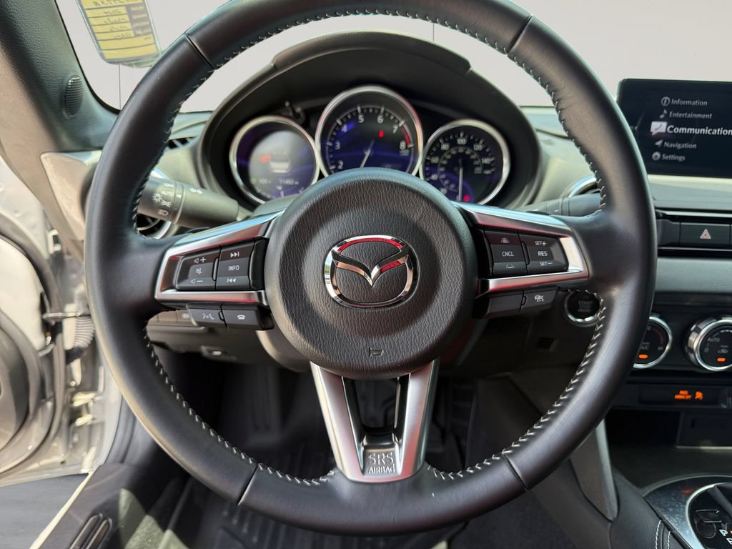 Used 2024 MAZDA MX-5 Miata Grand Touring RWD image 13