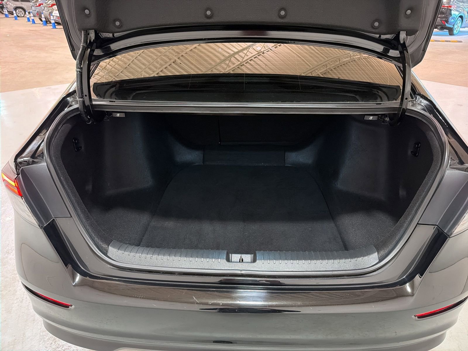 Used 2023 Honda Accord Sport image 12