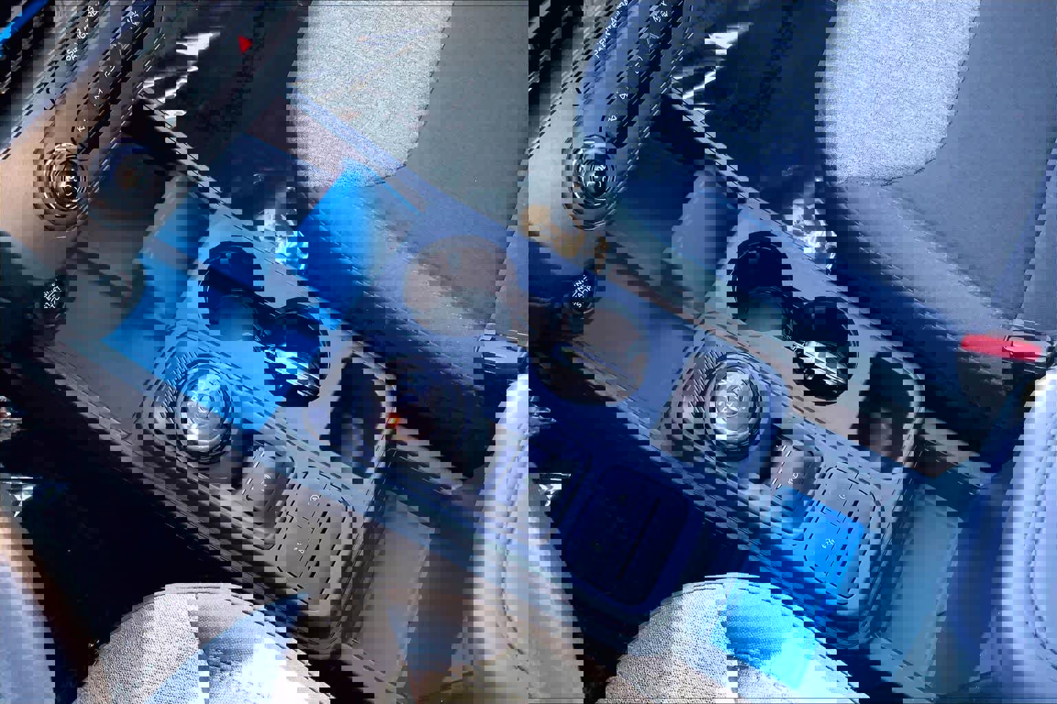 Used 2025 Ford Maverick XLT w/ Equipment Group 302A image 15